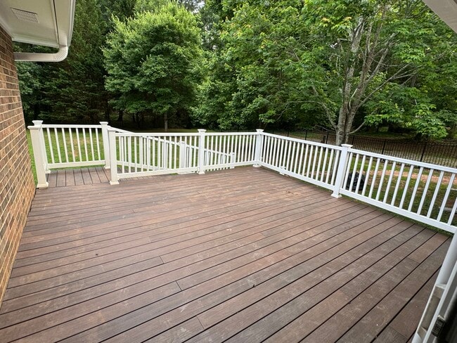 Photo - 1490 Crooked Creek Rd
