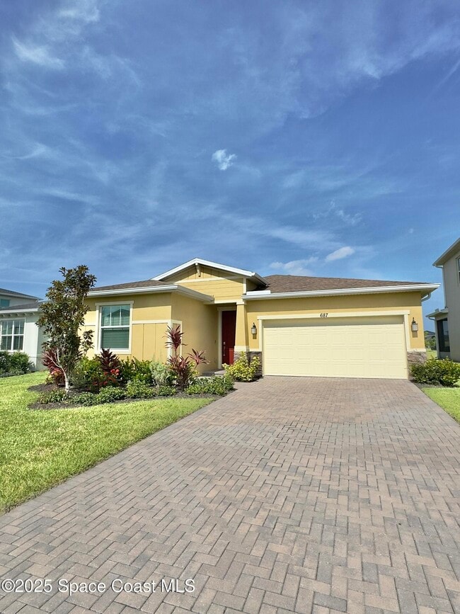 Photo - 687 Veridian Cir NW House