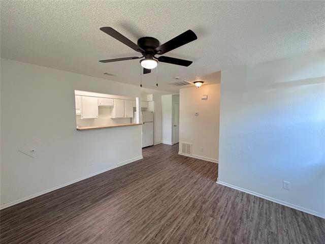 Photo - 5408 Helmick Ave