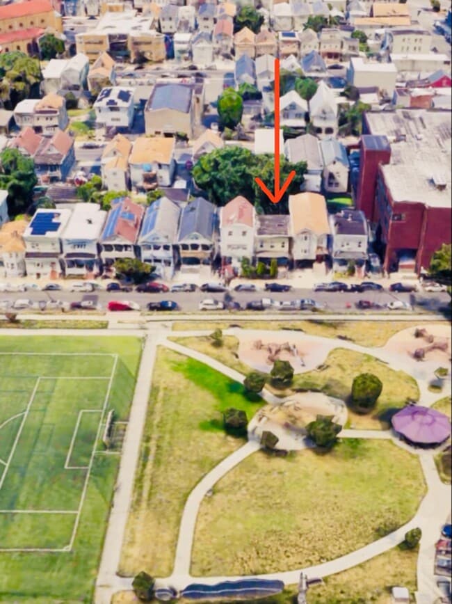 Building Photo - 215 S 7th St Unit 2