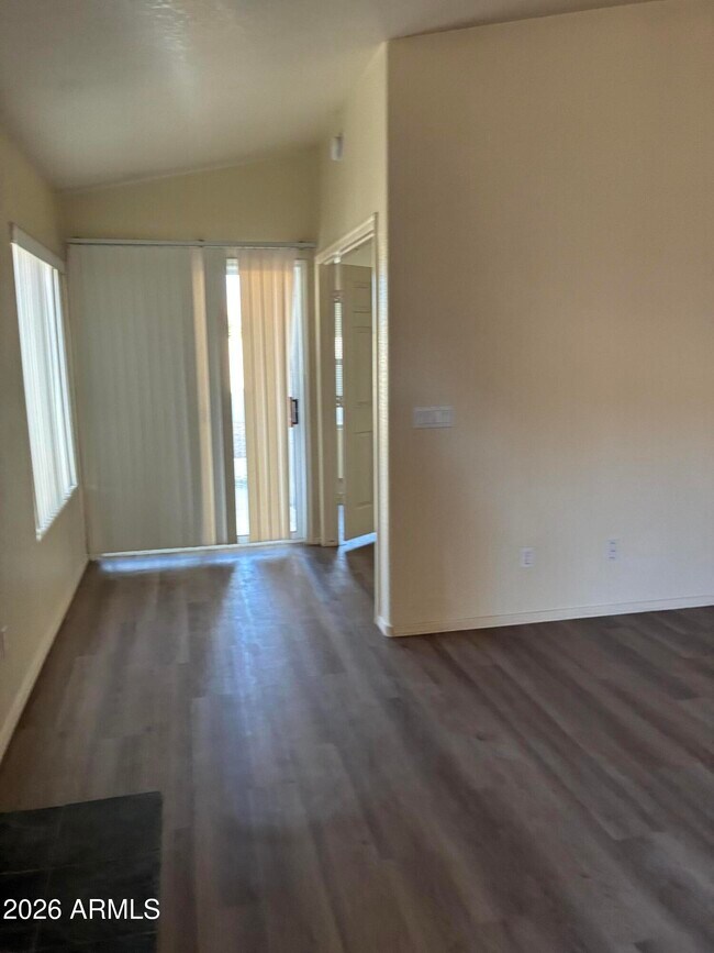 Photo - 1074 N Saguaro St