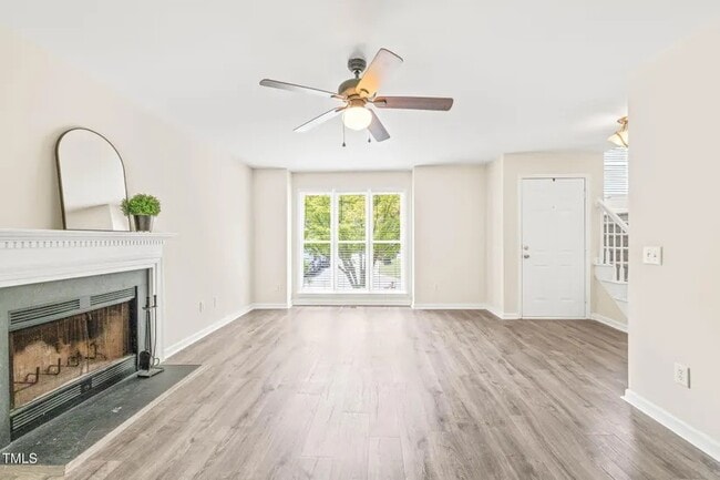 Photo - 3008 Isabella Dr