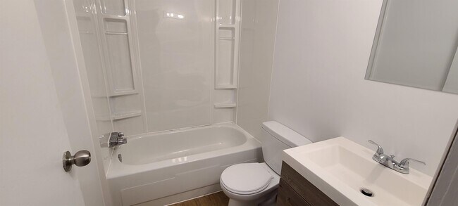 Photo - 3173 Sandwich St. Unit 6