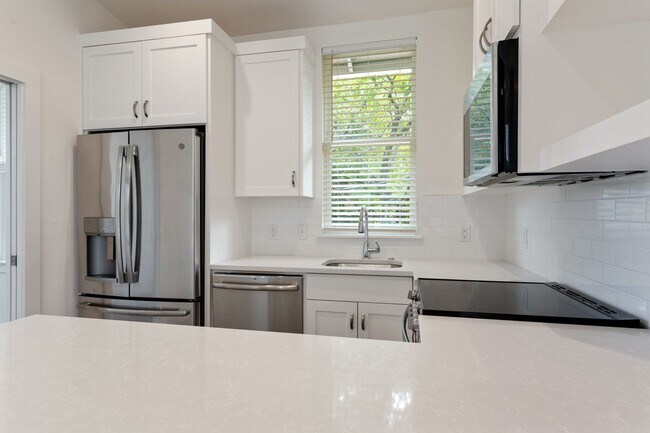 Photo - 4416 Rosedale Ave Unidad 2