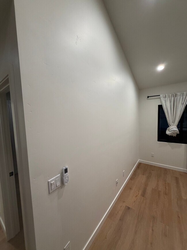 Photo - 5579 Brunswick Ave