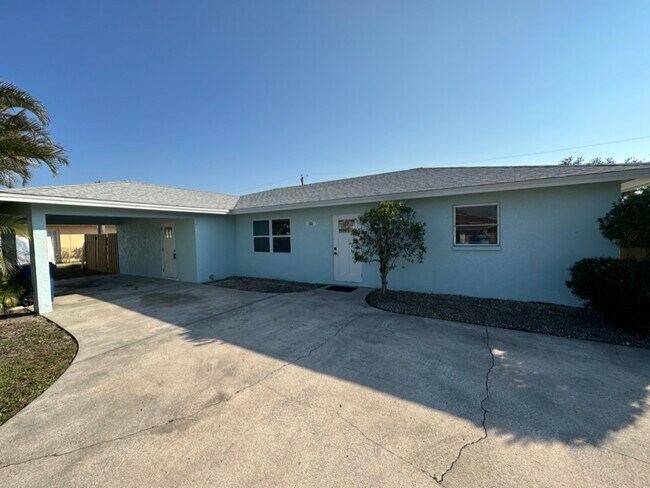 Photo - 155 Englewood Heights Rd