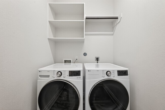 Photo - 18202 Nisbet Crossing