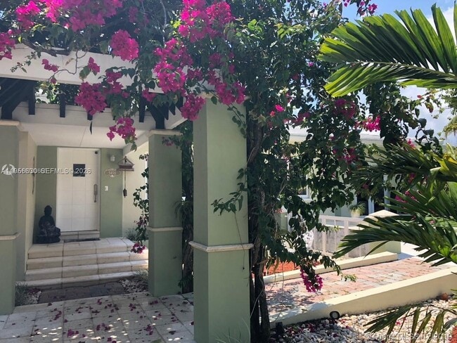 Photo - 5450 Sunset Dr