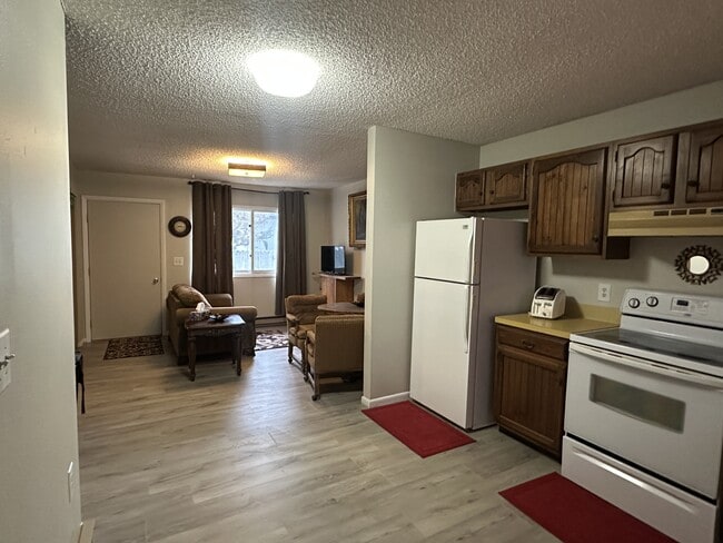 414 1st St Unit 2