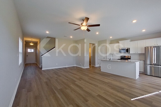 Photo - 908 Silent Barge Cv