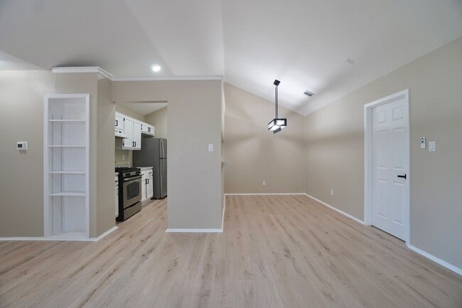 Photo - 508 Greenlawn Blvd