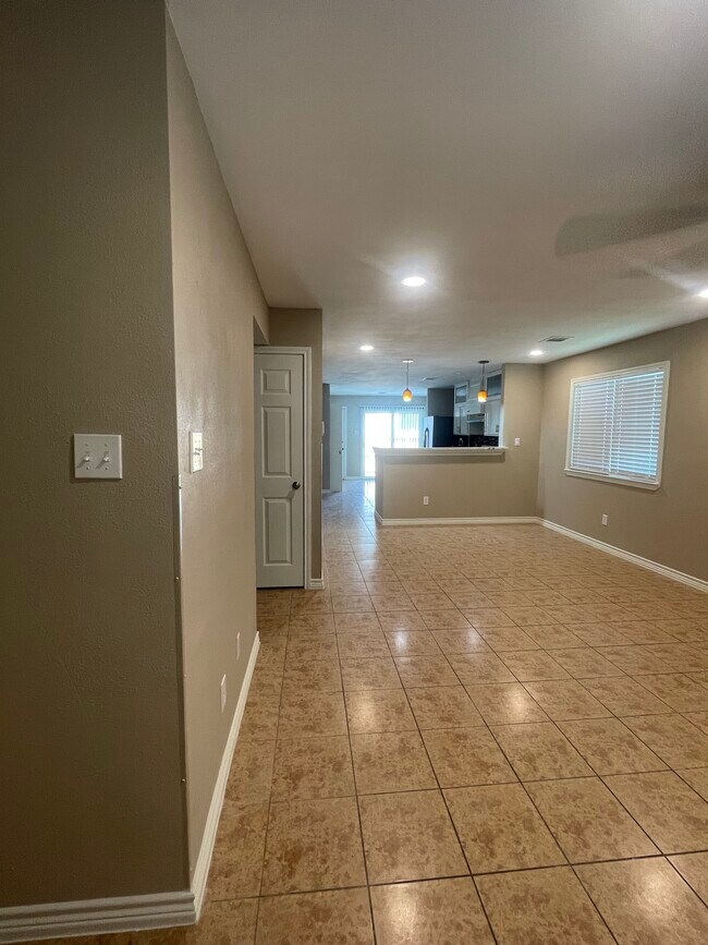 Photo - 6231 Lone Prairie Way