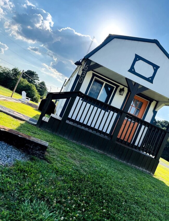 AIRBNB RENTAL ONLY - KARAGAN COTTAGE - AIRBNB RENTAL ONLY - KARAGAN COTTAGE