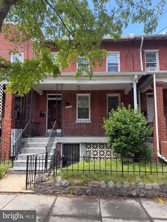 Photo - 1919 16th St SE