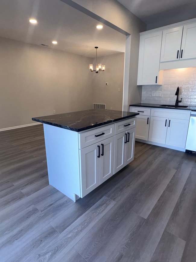 Photo - 7 Chapel Hill Rd