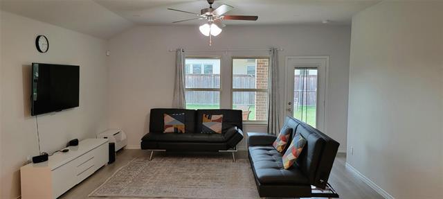 Photo - 6421 Farndon Dr
