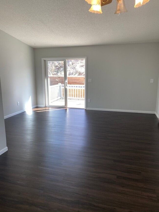 Photo - 3 BEDROOM | 2 BATH | DOUBLE GARAGE | WEST