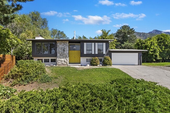 Building Photo - 7841 Da Vinci Dr