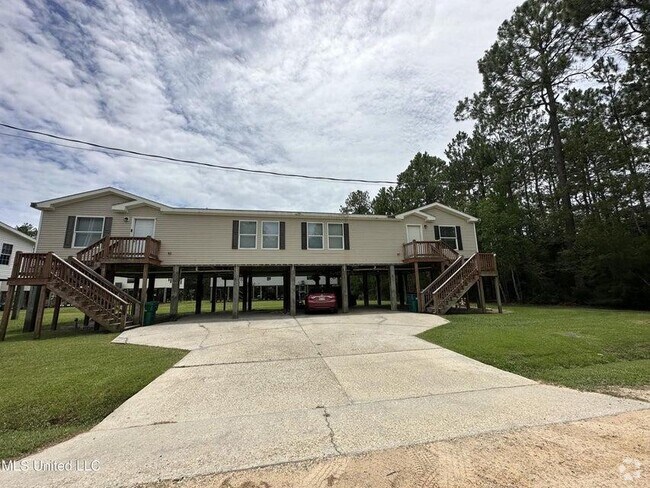 Building Photo - 7091 W Issaquena St Rental