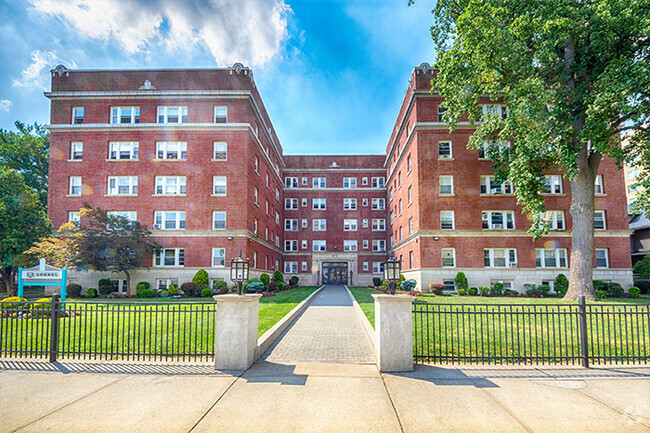 Building Photo - 179 South Harrison Rental