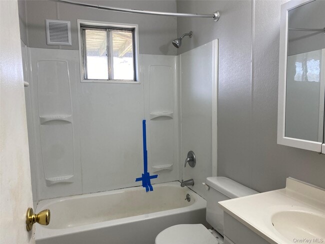 Photo - 40 Yacht Club Rd