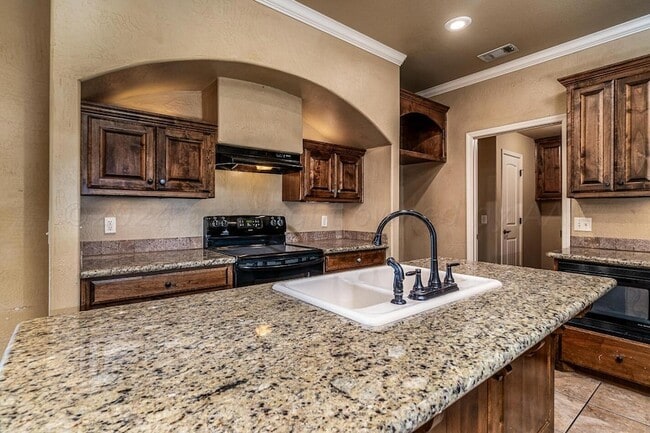 Photo - 8003 Manor Haven Ct
