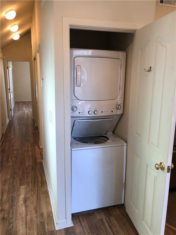 Photo - 162 Palm St