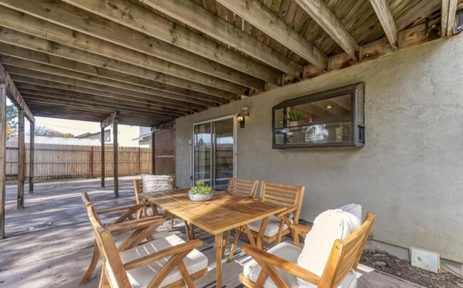 Photo - Sparks - Huge Yard - Great 3 Bed 2 Bath Home!