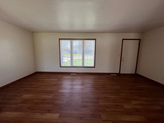 Photo - 3-Bedroom Duplex Available in Goshen