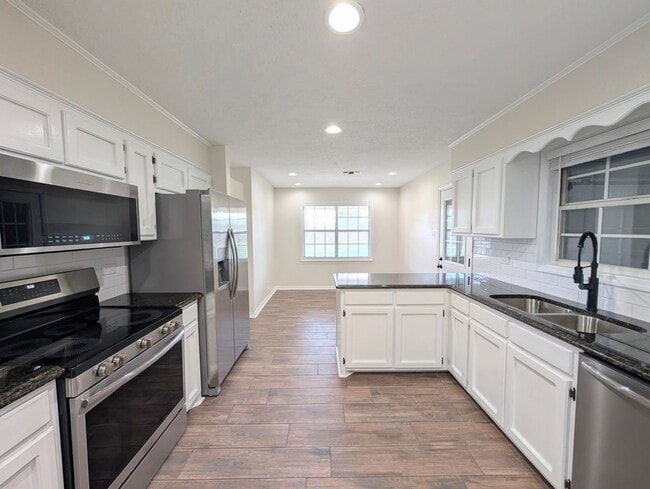 Photo - 531 Pine Hills Dr