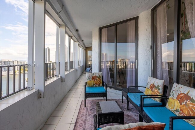 Photo - 300 Three Islands Boulevard Unit PH3A