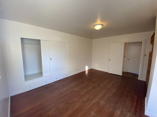 Photo - House with Charm, 2/1 with large garage and bonus room & bathroom