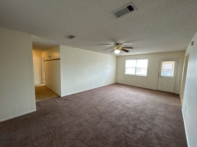 Photo - 4406 Secretariat Dr