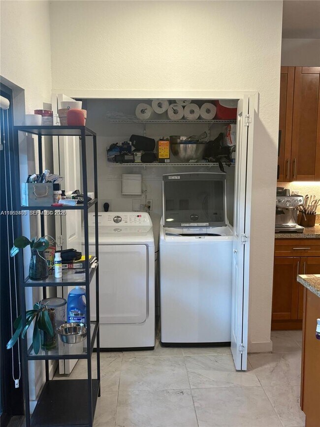 Photo - 13360 Tropical Ave