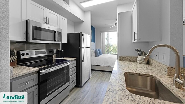 Photo - 1811 E Apache Blvd Unidad 3019