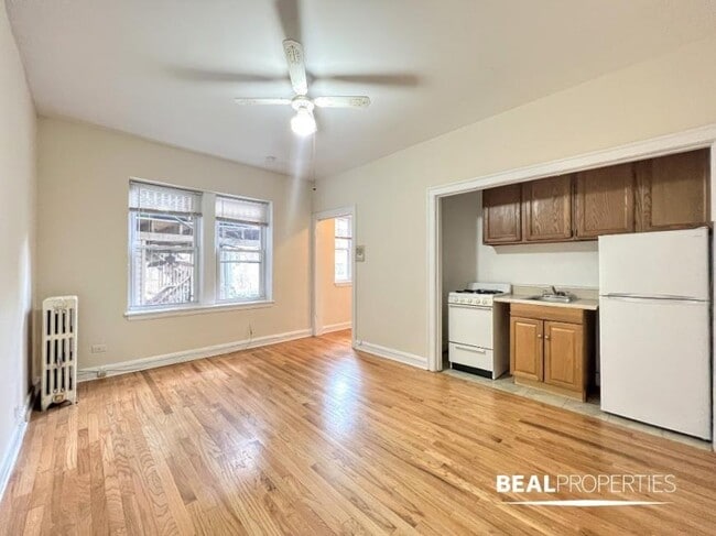 0 bedroom in CHICAGO IL 60657 - 0 bedroom in CHICAGO IL 60657 Unidad 109 Rental