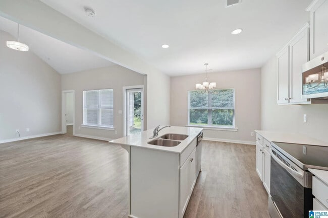 Photo - 7944 St.James Dr