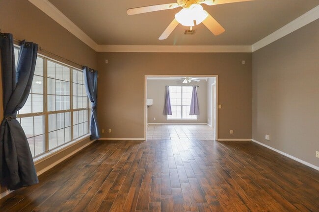 Photo - 3 Bed 2 Bath in Jenks - Available Now!
