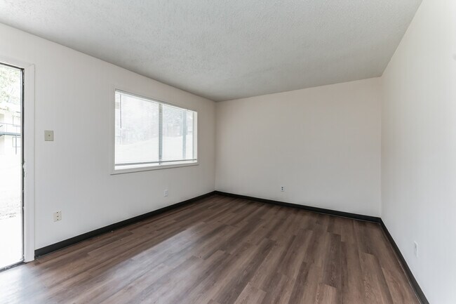 Photo - Hilldale Apartments