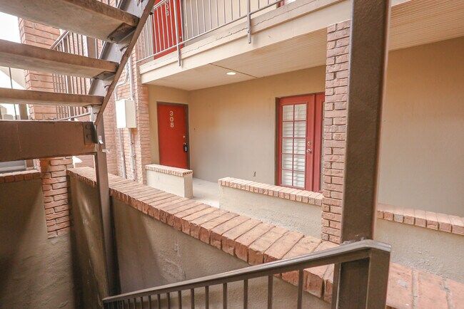 Photo - 4433 N Stanton St