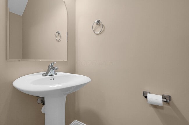 Photo - 5527 Albany Terrace Way