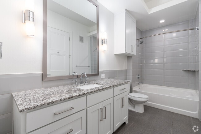 2BR, 2BA - 1,135 SF | B1 - The Jackson at Viridian