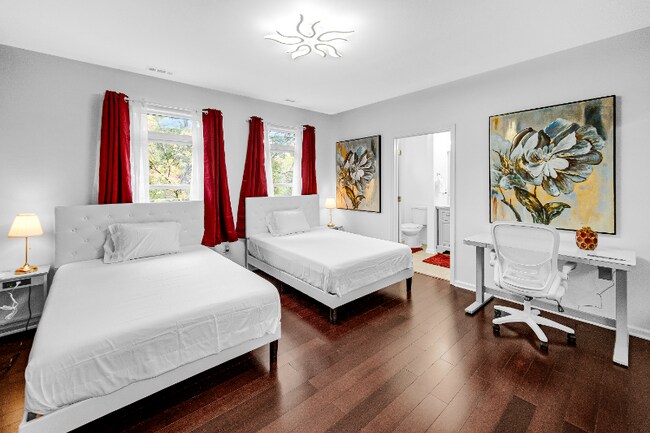 Photo - 1407 S Halsted St