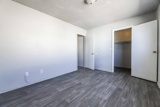 Building Photo - 419 N 15th St Unit 419 15th Street #4 Rental