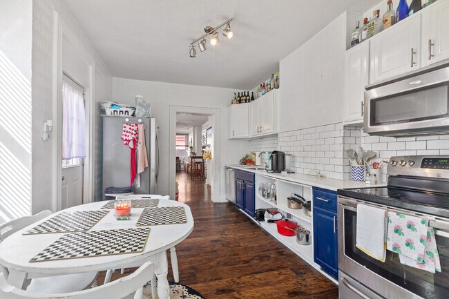 91 S 15th St