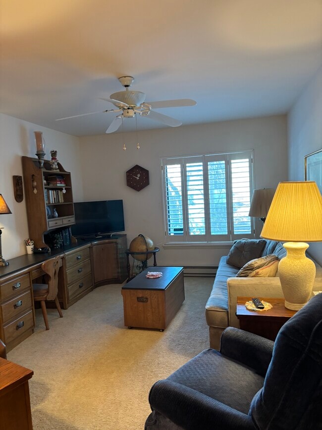Photo - 6302 Mineral Point Rd Unit 121