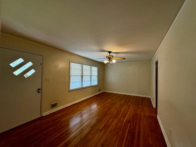 Photo - 180 Westwood Ave