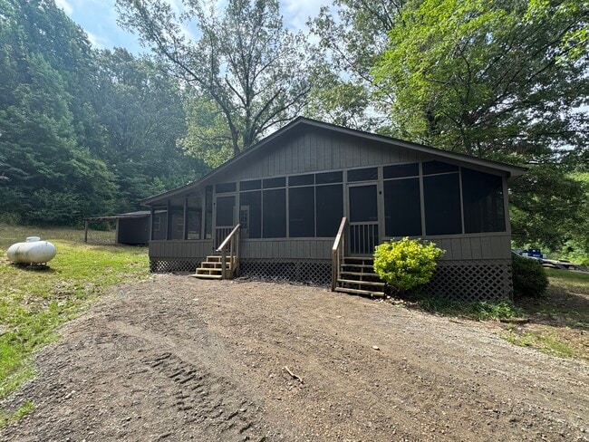 Photo - 2890 Kelly Rd House