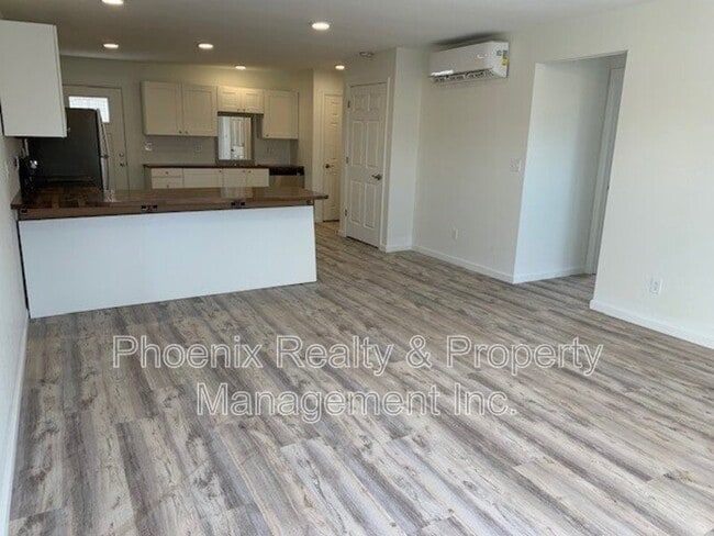 Photo - 150 Lawley Dr