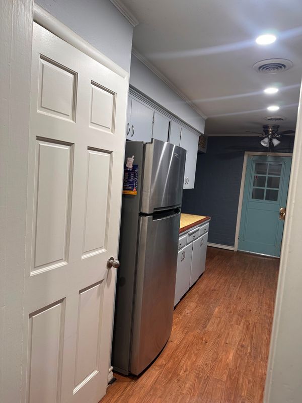 Photo - 713 W Vine Ave